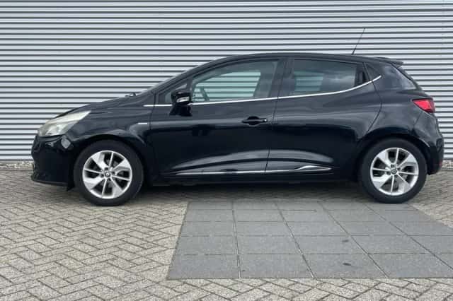 Renault Clio (2016) thumbnail 8