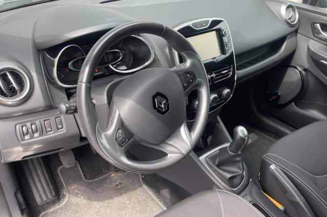 Renault Clio (2016) thumbnail 10