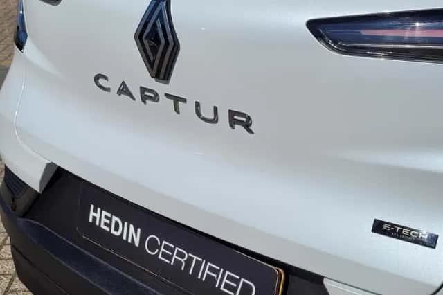 Renault Captur (2025) thumbnail 6