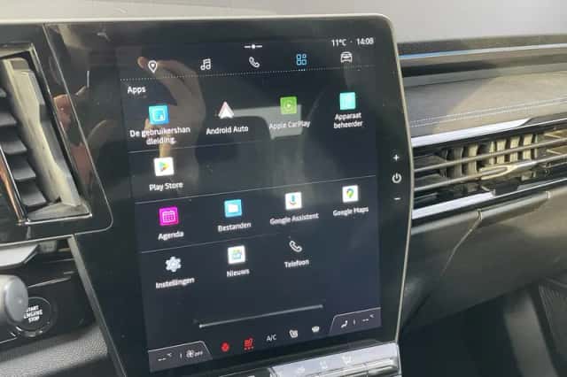 Renault Espace (2023) thumbnail 30