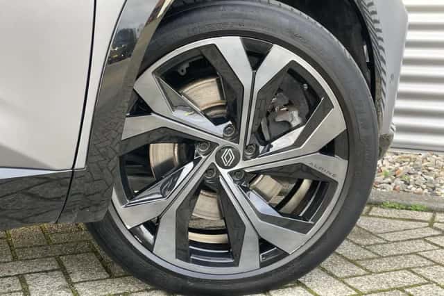 Renault Espace (2023) thumbnail 5