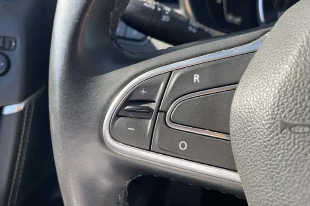 Renault Kadjar (2018) thumbnail 18