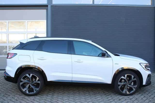 Renault Austral (2025) thumbnail 6