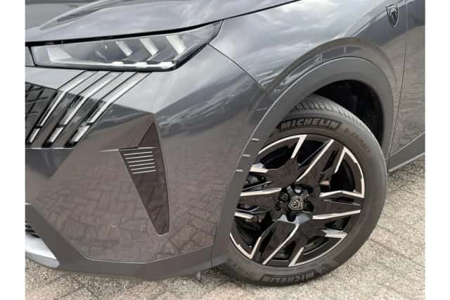 Peugeot 5008 (2025) thumbnail 6