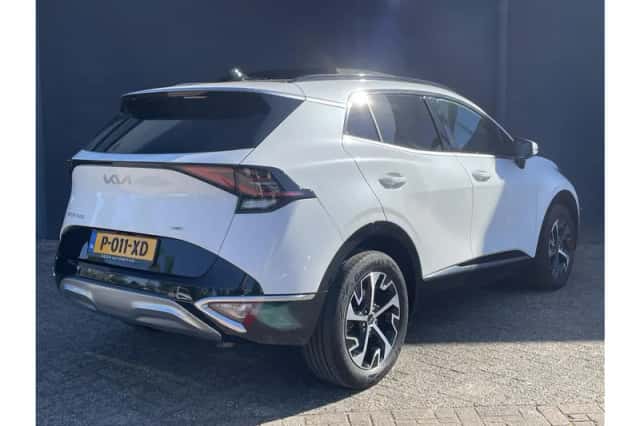 Kia Sportage (2022) thumbnail 2