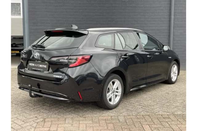 Toyota Corolla (2020) thumbnail 2