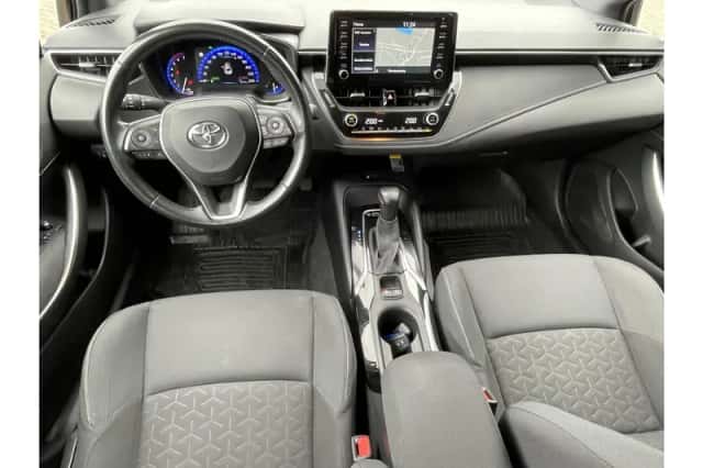 Toyota Corolla (2020) thumbnail 3