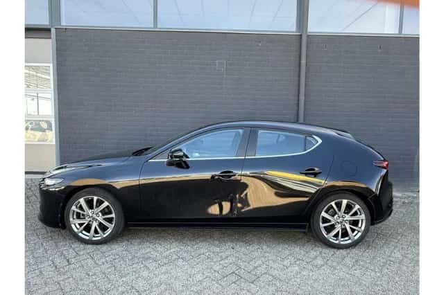 Mazda 3 (2019) thumbnail 6