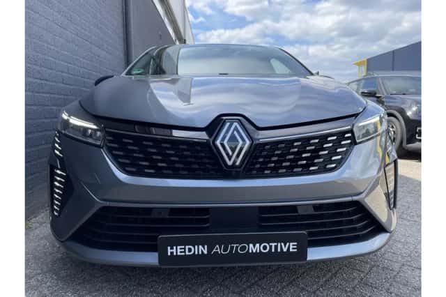 Renault Clio (2023) thumbnail 5