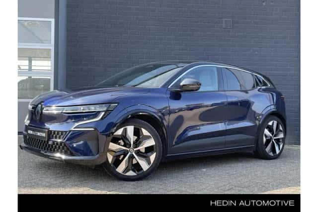 Renault Mégane E-Tech (2023) thumbnail 1