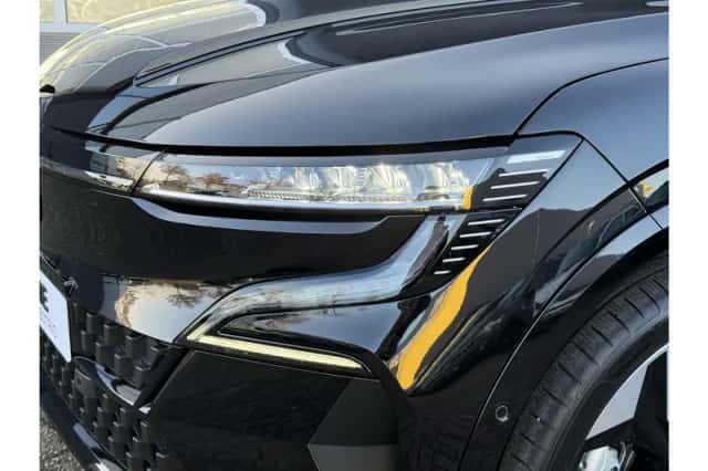 Renault Mégane E-Tech (2026) thumbnail 4