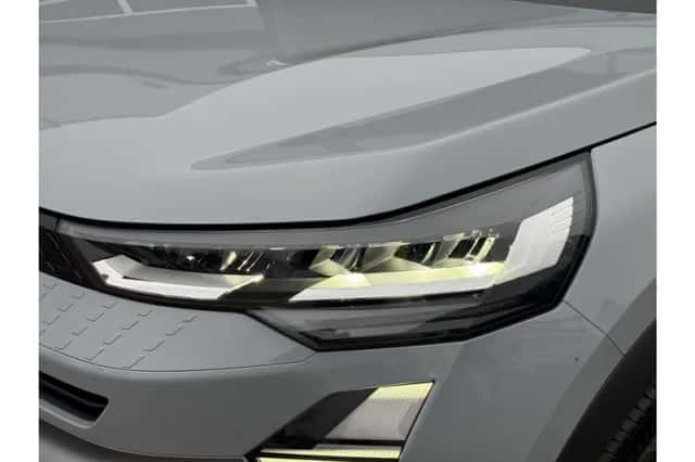 Renault Captur (2026) thumbnail 3