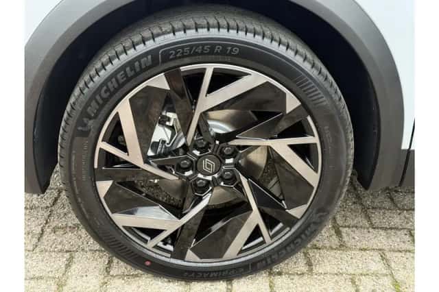 Renault Captur (2026) thumbnail 4