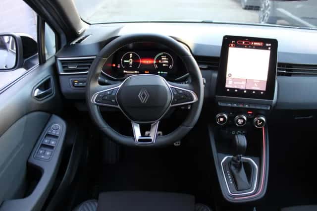 Renault Clio (2025) thumbnail 4