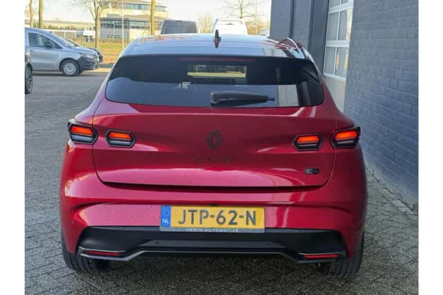 Renault Clio (2026) thumbnail 4