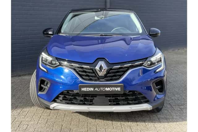 Renault Captur (2022) thumbnail 5