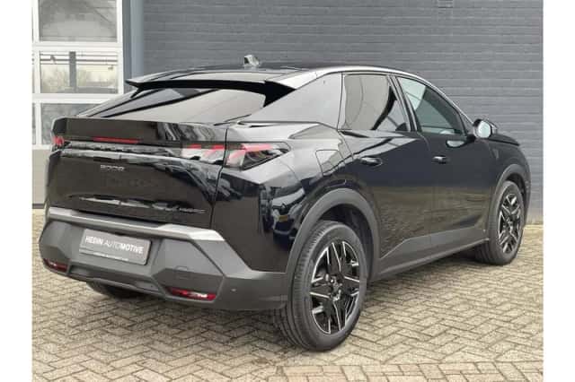 Peugeot 3008 (2025) thumbnail 2