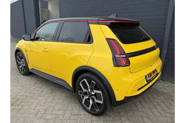 Renault 5 (2026) thumbnail 3