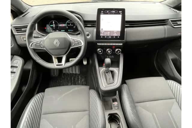 Renault Clio (2025) thumbnail 3