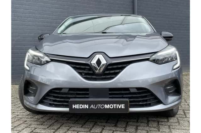 Renault Clio (2023) thumbnail 6