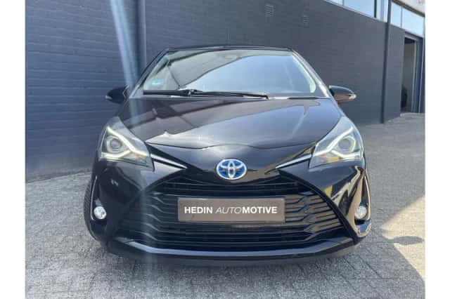 Toyota Yaris (2019) thumbnail 5