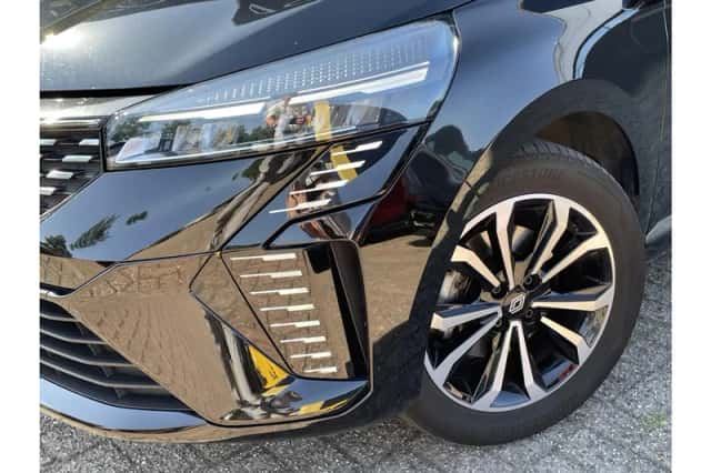 Renault Clio (2025) thumbnail 6