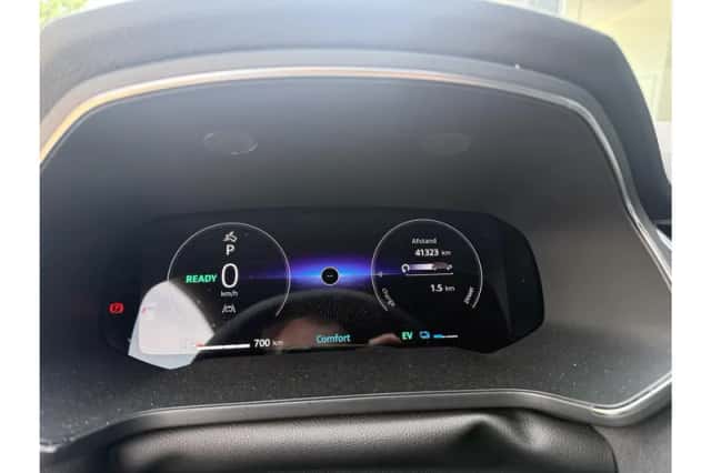 Renault Captur (2025) thumbnail 6