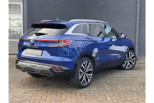Renault Austral (2025) thumbnail 2