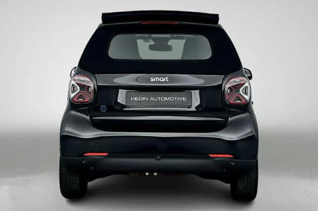 Smart Fortwo (2024) thumbnail 6