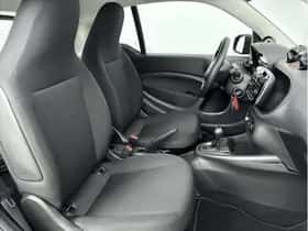 Smart Fortwo (2023) thumbnail 18