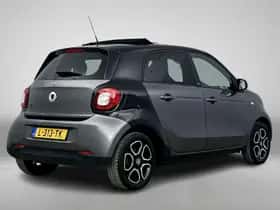 Smart Forfour (2018) thumbnail 2