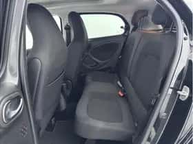 Smart Forfour (2018) thumbnail 25