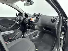 Smart Forfour (2018) thumbnail 10
