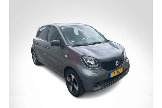Smart Forfour (2018) thumbnail 5