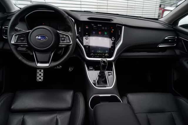 Subaru Outback (2023) thumbnail 3