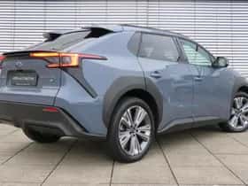 Subaru Solterra (2023) thumbnail 4