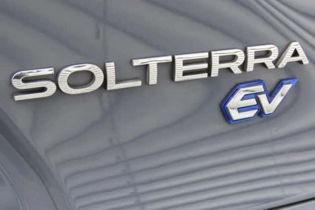 Subaru Solterra (2023) thumbnail 33
