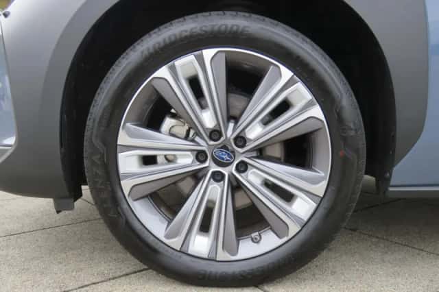 Subaru Solterra (2023) thumbnail 6