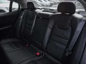Volvo S60 (2022) thumbnail 13
