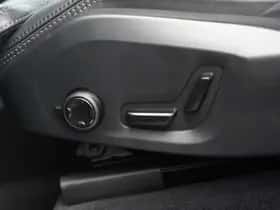 Volvo XC90 (2025) thumbnail 16