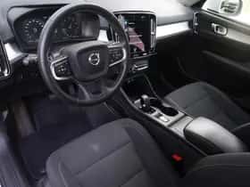 Volvo XC40 (2022) thumbnail 12