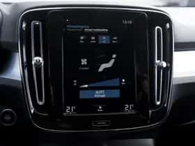 Volvo XC40 (2022) thumbnail 23