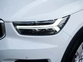 Volvo XC40 (2022) thumbnail 4