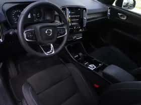 Volvo XC40 (2022) thumbnail 12