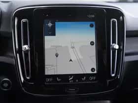 Volvo XC40 (2022) thumbnail 22