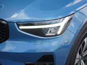 Volvo XC40 (2022) thumbnail 4