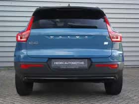 Volvo XC40 (2022) thumbnail 5