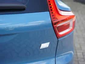 Volvo XC40 (2022) thumbnail 9