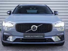 Volvo V90 (2022) thumbnail 2