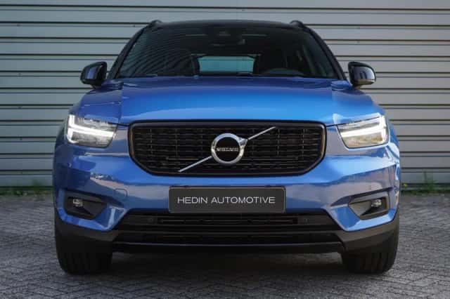 Volvo XC40 (2021) thumbnail 2